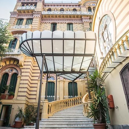 Casa Vacanze Amedeo نابولي المظهر الخارجي الصورة