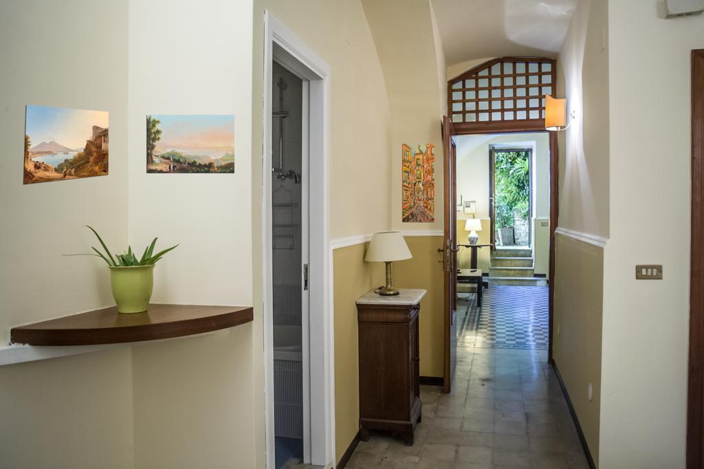 Casa Vacanze Amedeo نابولي المظهر الخارجي الصورة